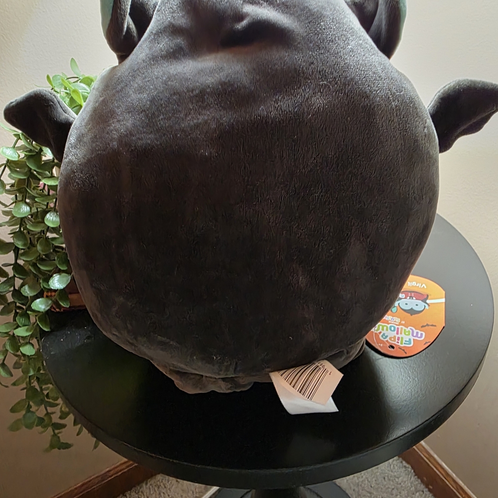 Squishmallows Vampire Plush - Red, Blue, Black - Picture 5 of 9